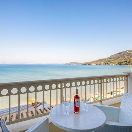 Hotel Rossis Mesongi Bagian luar foto