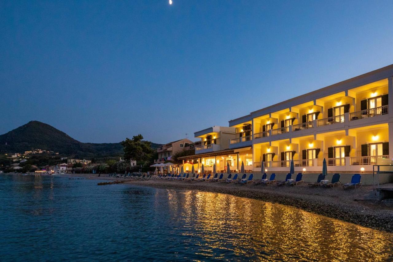 Hotel Rossis Mesongi Bagian luar foto