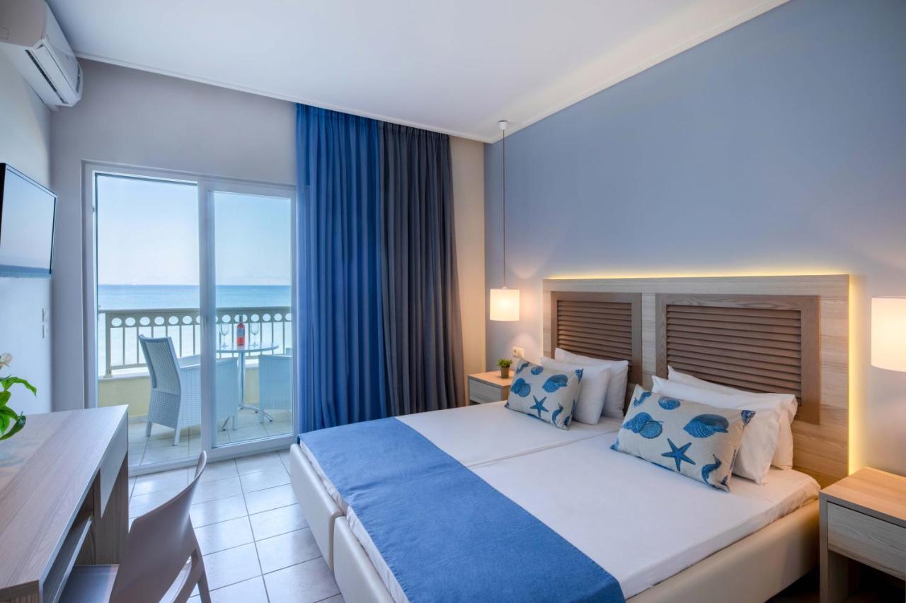 Hotel Rossis Mesongi Bagian luar foto
