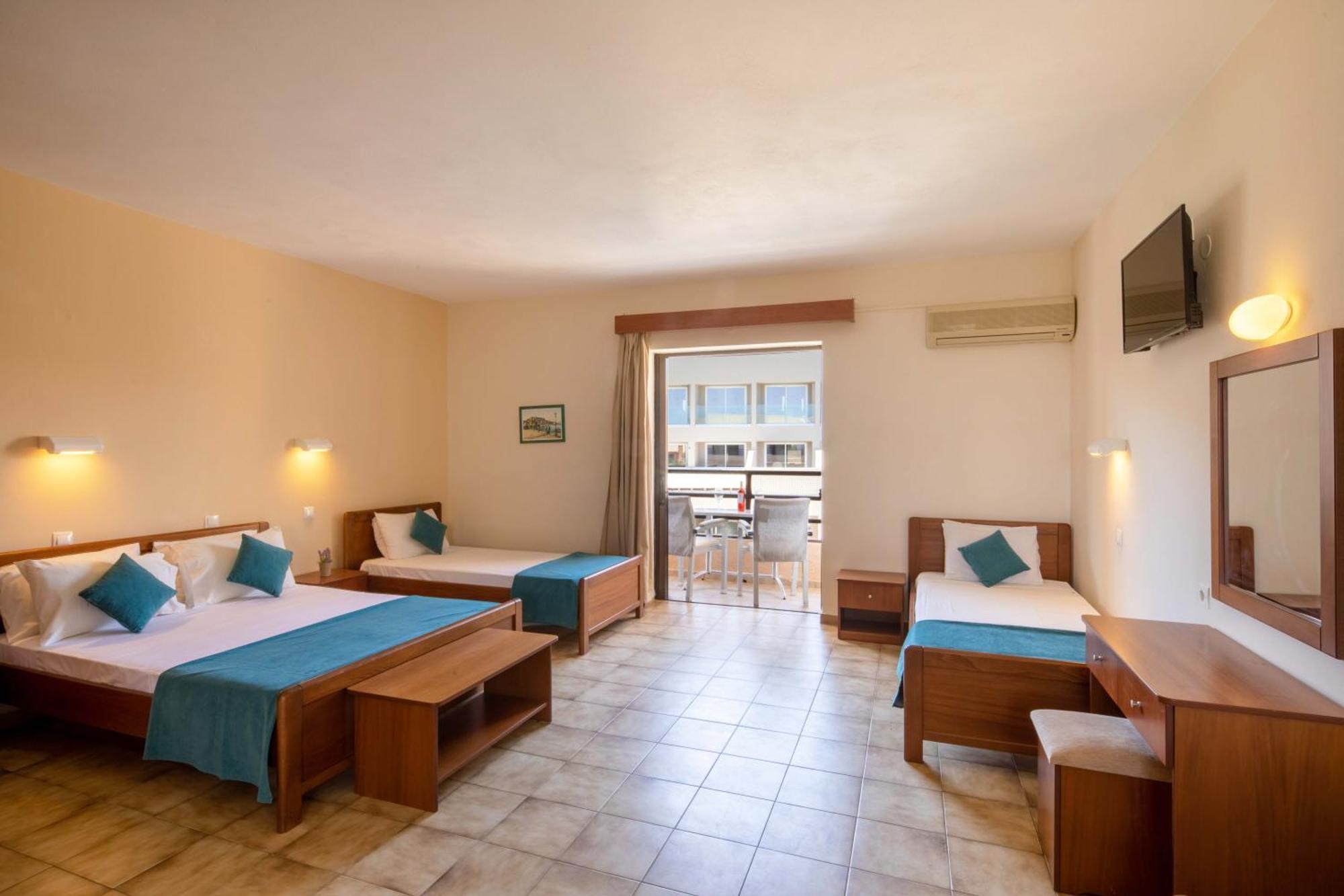 Hotel Rossis Mesongi Bagian luar foto